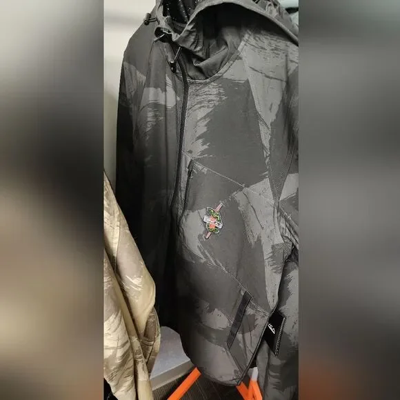 RVCA Hawaii Yogger Jacket - Picture 6 of 6